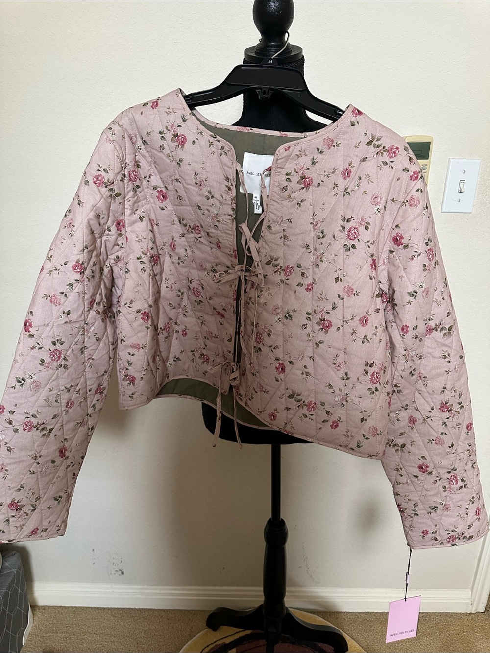 Avec Les Filles Quilted Floral Tie-Front Jacket - Light Pink. Size X-Large. NWT - Picture 6 of 13
